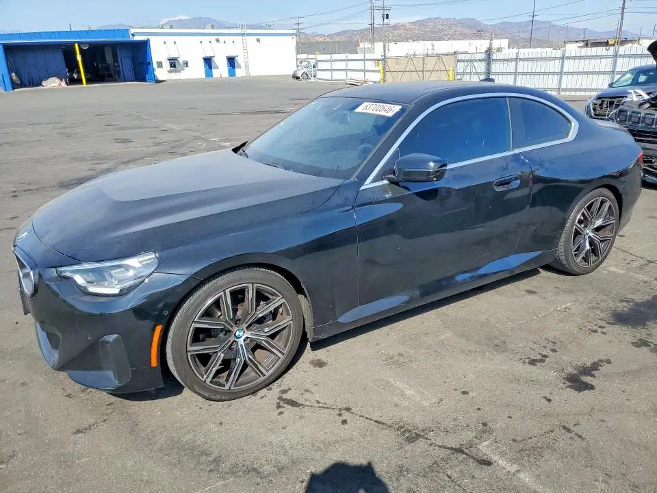 3MW23CM09N8C49404 — 2022 BMW 230I, Front End, фото до ремонта
