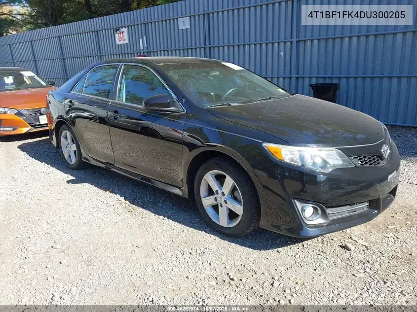4T1BF1FK4DU300205 — 2013 Toyota Camry, Левая сторона, фото до ремонта