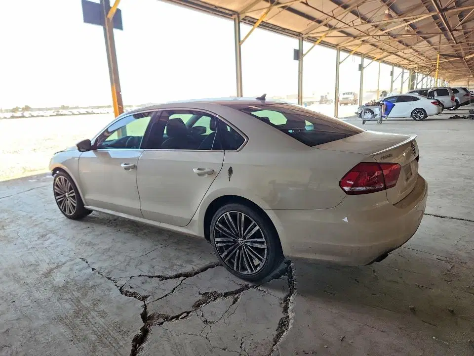 2014 VOLKSWAGEN PASSAT VIN 1VWBT7A38EC117457 фото 2