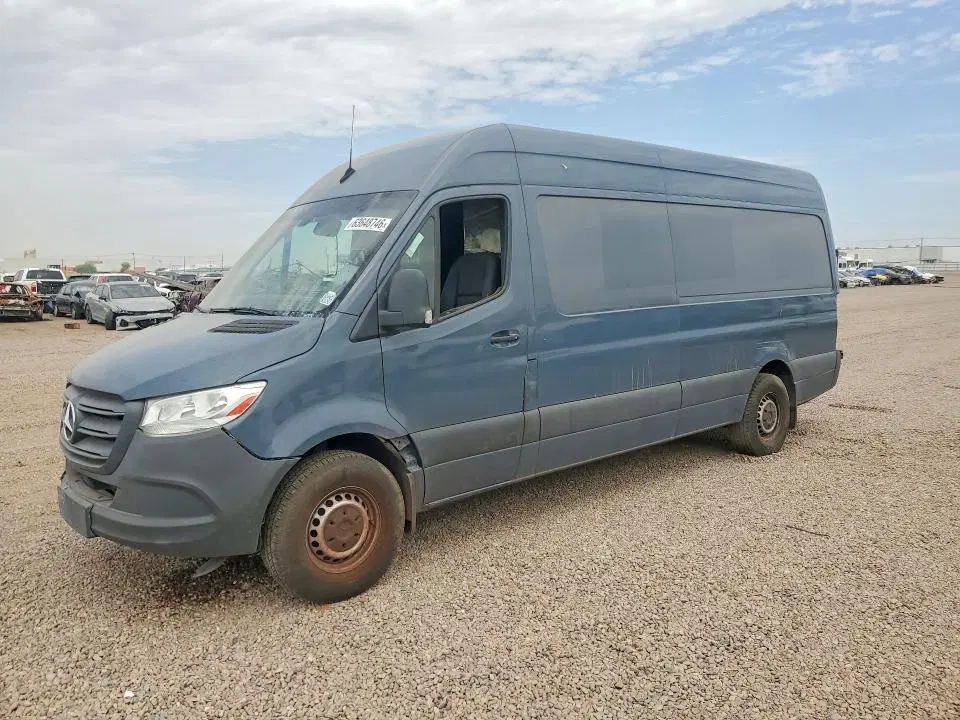 WD4PF1CD4KP117646 — 2019 Mercedes-Benz Sprinter, Механические повреждения, фото до ремонта