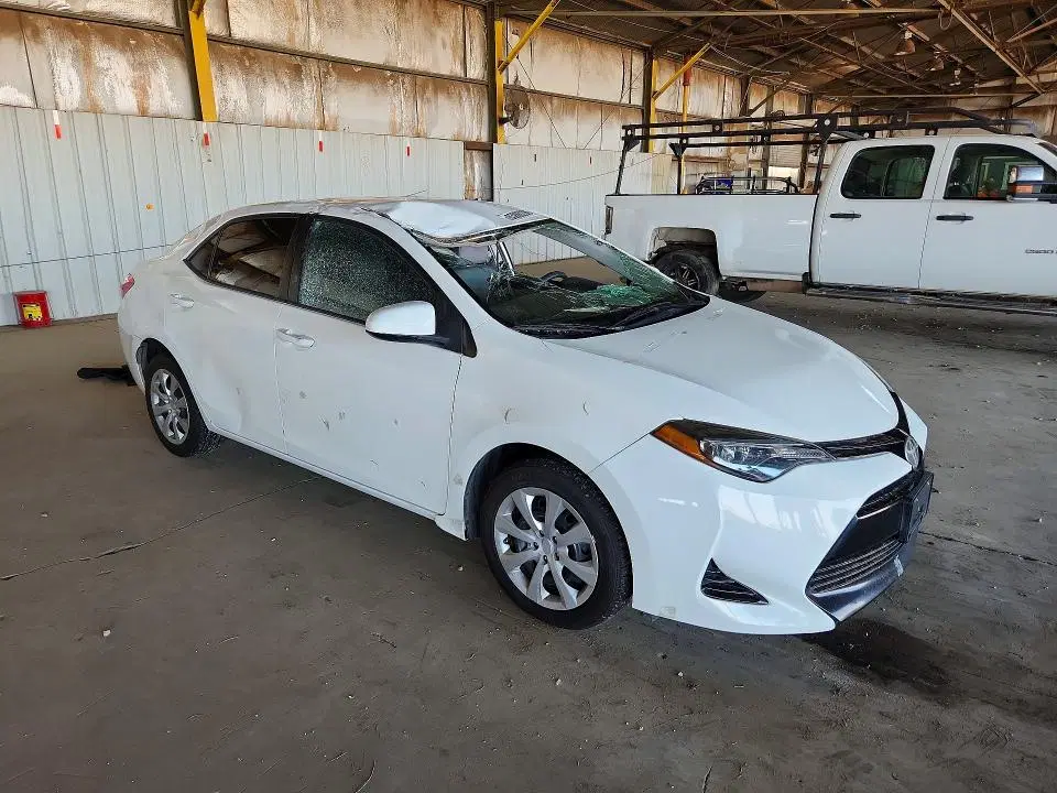 2017 TOYOTA COROLLA VIN 5YFBURHE9HP695193 фото 4