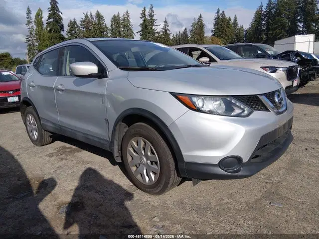 JN1BJ1CP4HW003175 — 2017 Nissan Rogue Sport S, Normal Wear & Tear, фото до ремонта