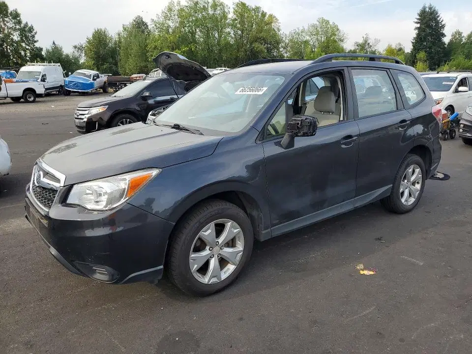 JF2SJABCXFH812145 — 2015 Subaru Forester, Front End, фото до ремонта