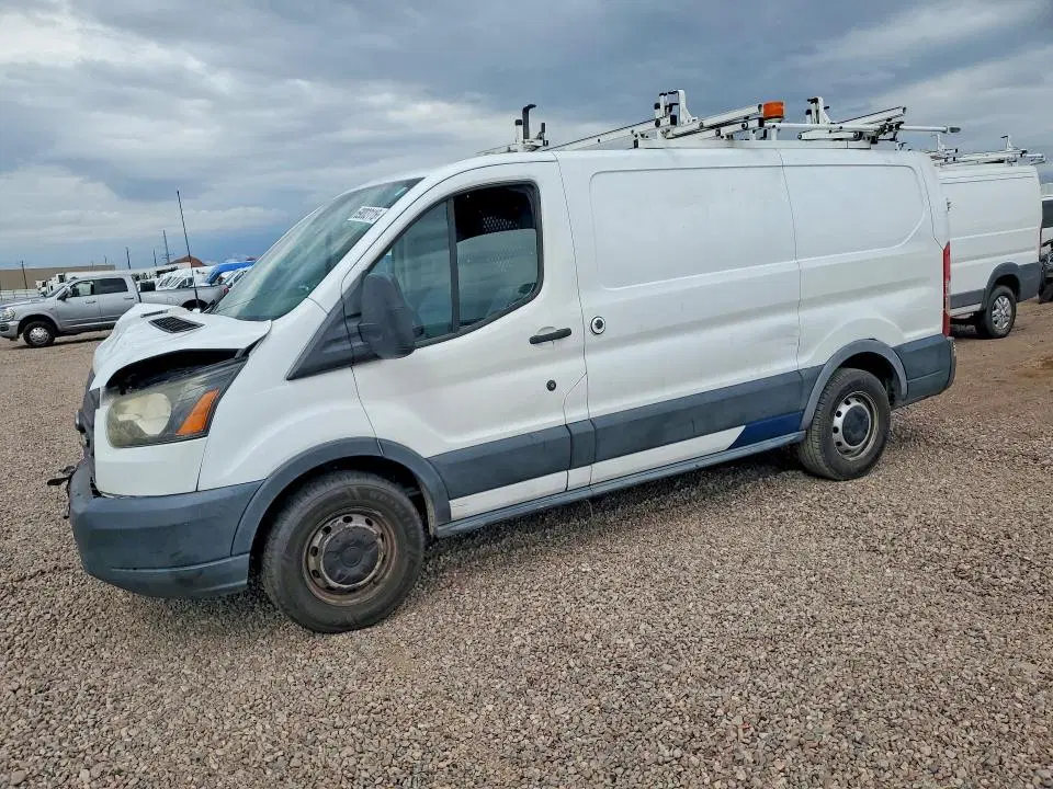 1FTYE1ZM6HKB29828 — 2017 Ford Transit, Передняя часть, фото до ремонта
