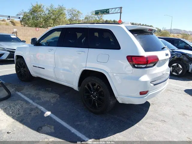 2017 Jeep Grand Cherokee Altitude VIN 1C4RJEAG2HC708340 фото 3