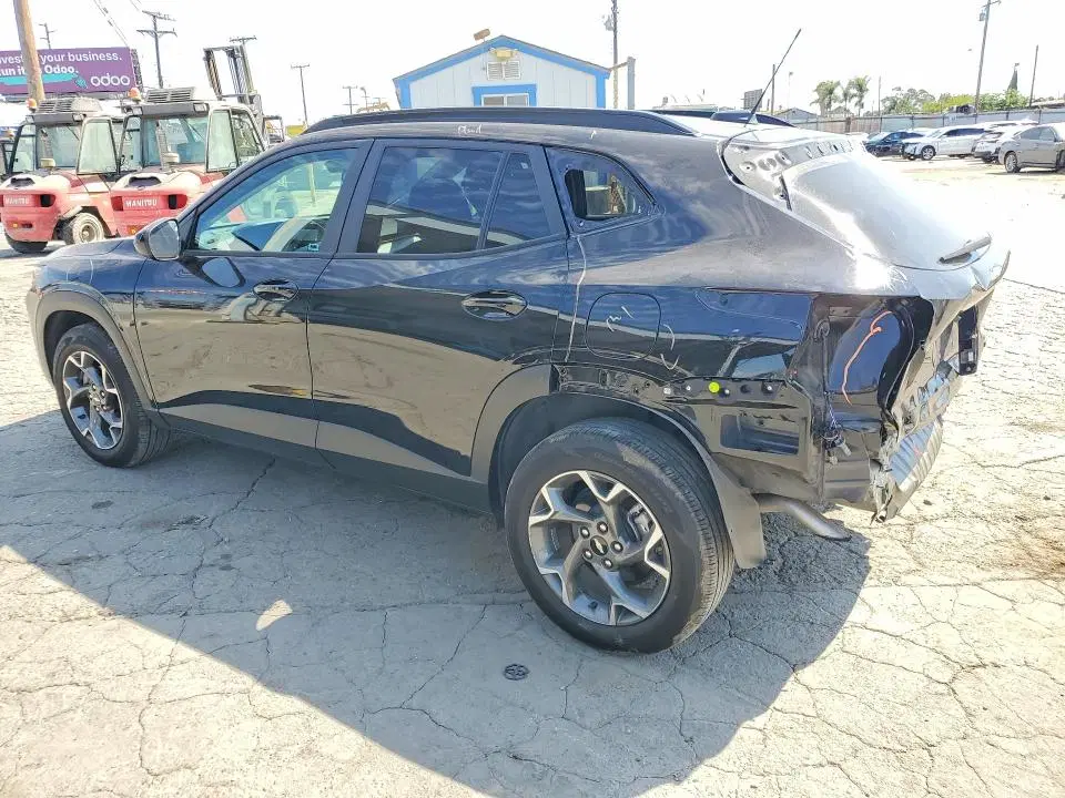 2025 Chevrolet Trax VIN KL77LHEP9SC017064 фото 2