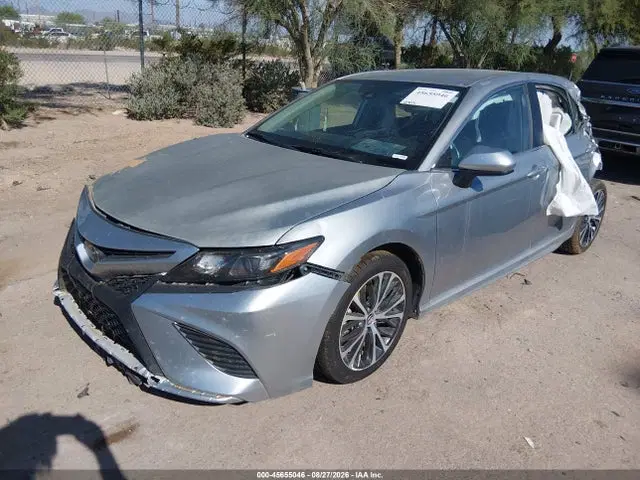 2020 Toyota CAMRY SE VIN 4T1G11AK1LU942830 фото 2