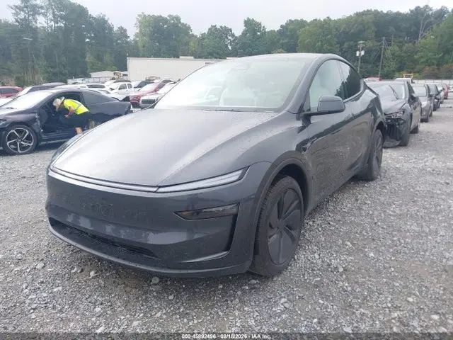 2026 Tesla Model Y Premium Rear-wheel Drive/rear-wheel Drive VIN 7SAYGDED1TA660314 фото 2