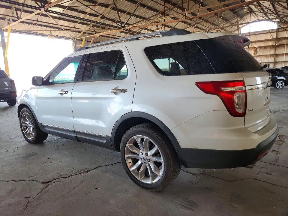 2011 FORD EXPLORER VIN 1FMHK7D83BGA31660 фото 2
