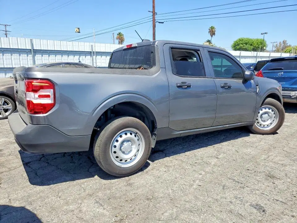2025 Ford Maverick VIN 3FTTW8A33SRA74373 фото 3