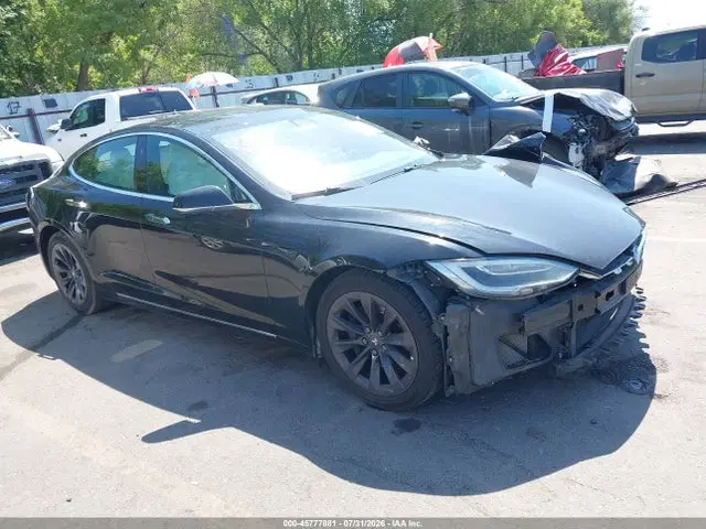 5YJSA1E27JF244799 — 2018 Tesla Model S 100D/75D/P100D, Передняя часть (Front End), фото до ремонта