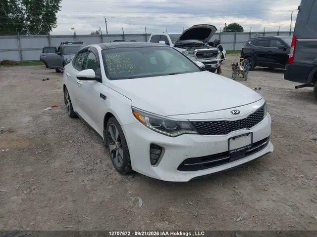 5XXGV4L25JG192181 — 2018 Kia Optima, Rear, фото до ремонта