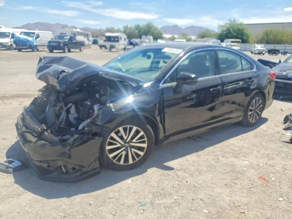 4S3BNAF67K3033171 — 2019 Subaru Legacy, Front End, фото до ремонта