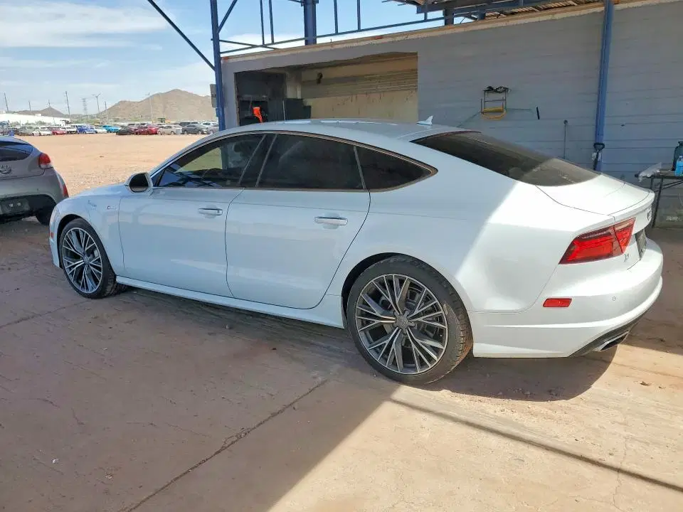 2016 Audi A7 VIN WAU2GAFC9GN013108 фото 2