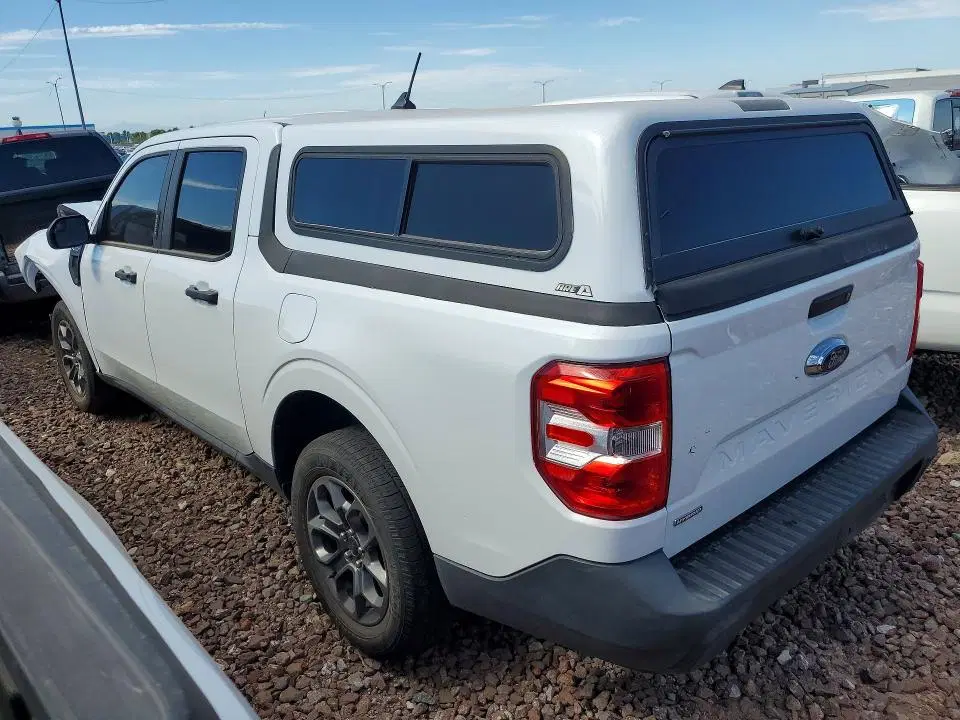 2022 Ford Maverick VIN 3FTTW8E33NRA19341 фото 2