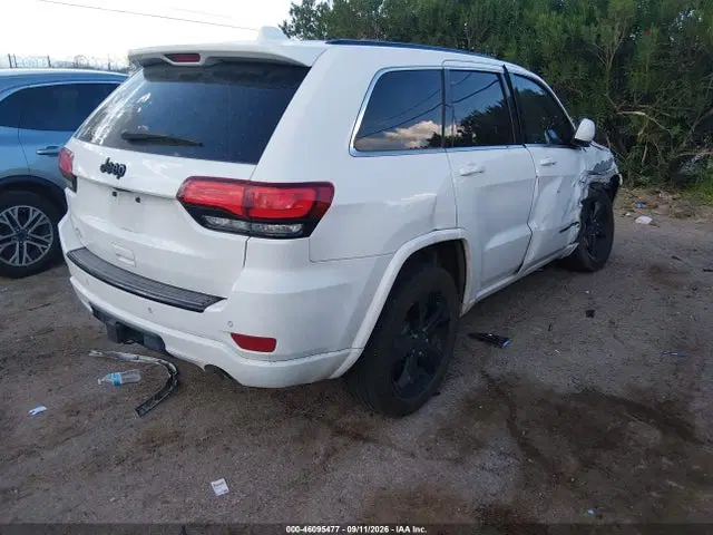 2015 Jeep Grand Cherokee Altitude VIN 1C4RJEAG2FC131516 фото 4