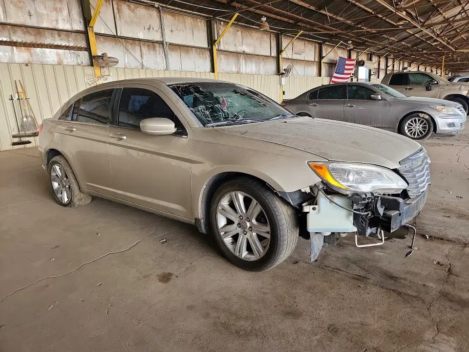2013 CHRYSLER 200 VIN 1C3CCBABXDN735999 фото 4