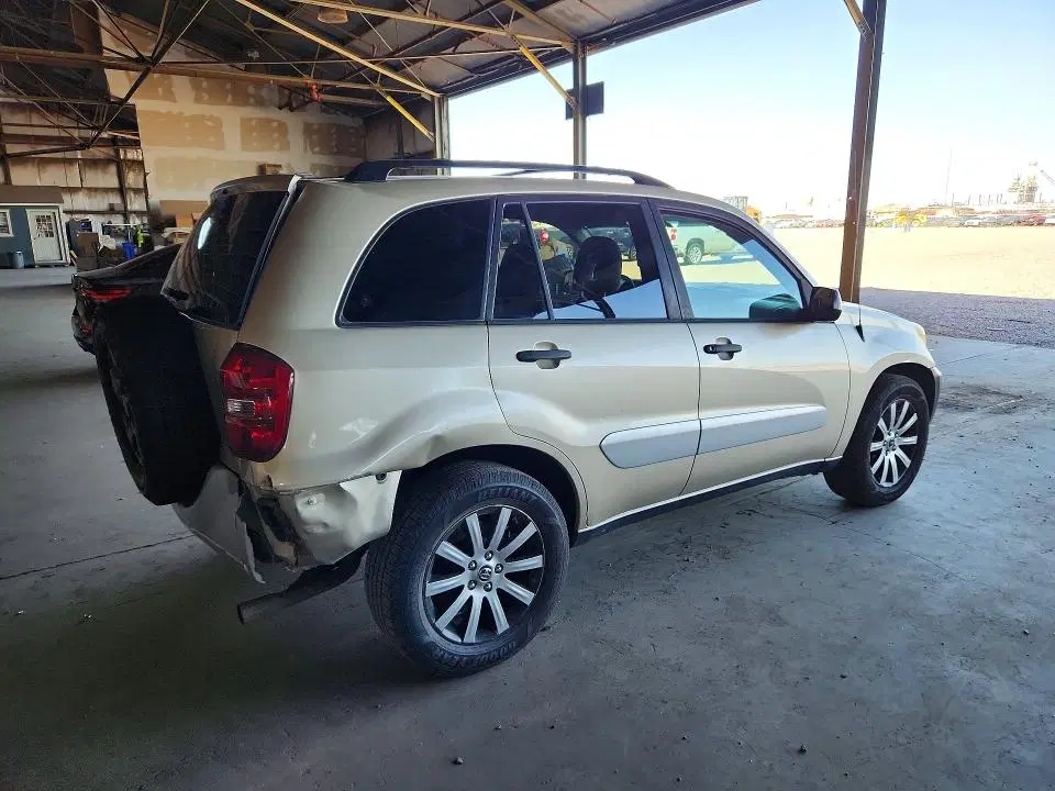 2004 TOYOTA RAV4 VIN JTEGD20V840023666 фото 3