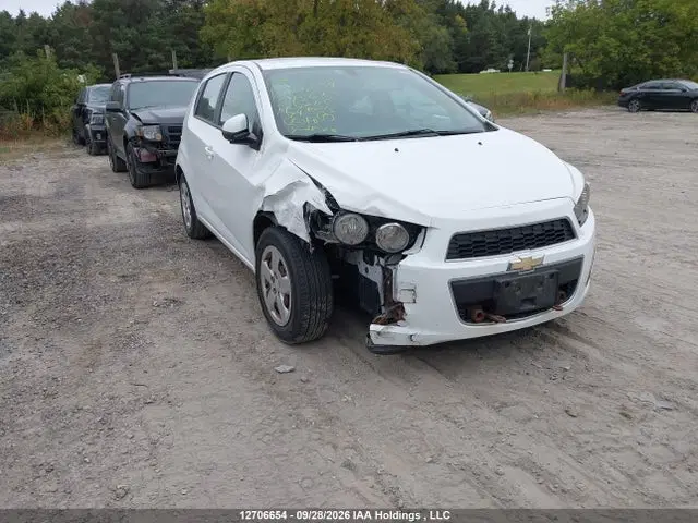 1G1JA6EH5E4243623 — 2014 Chevrolet Sonic LS, Правый бок (Right Side), фото до ремонта