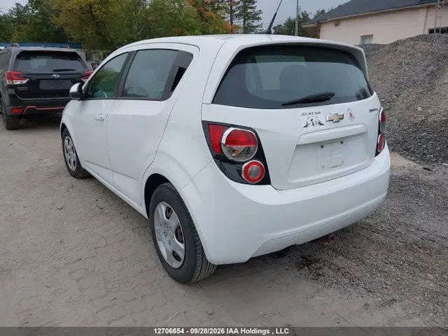 2014 Chevrolet SONIC LS VIN 1G1JA6EH5E4243623 фото 3
