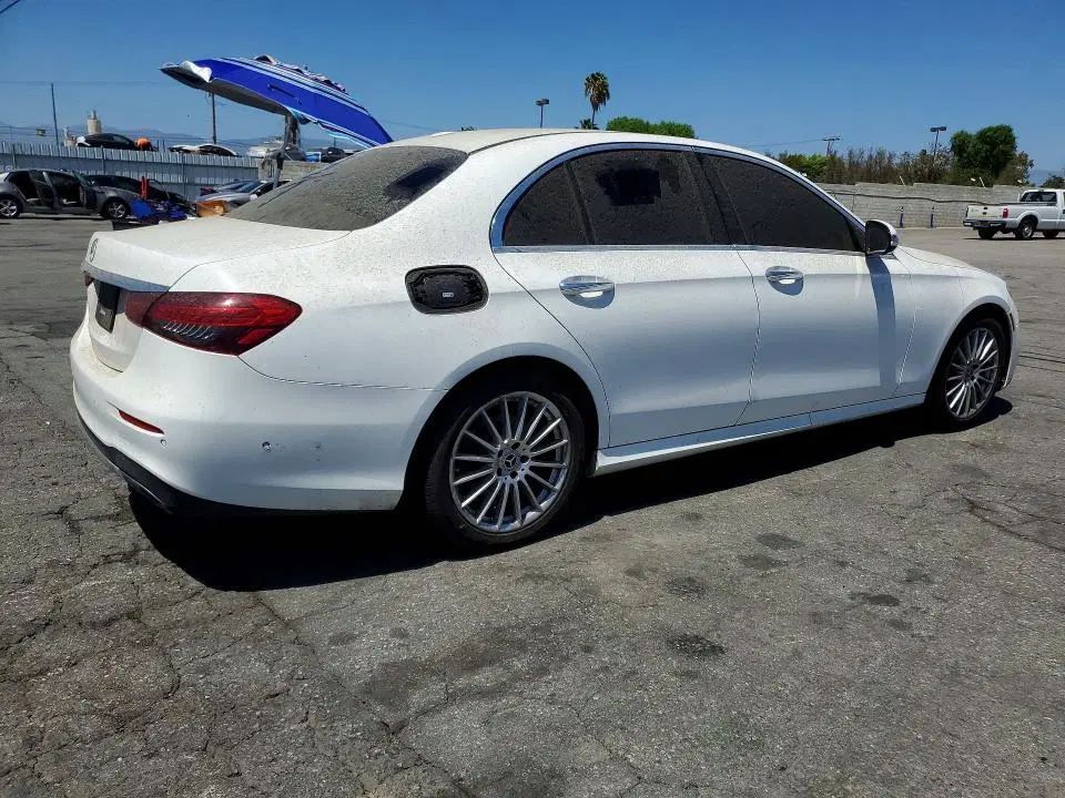 2021 Mercedes-Benz E VIN W1KZF8DB7MA927745 фото 3