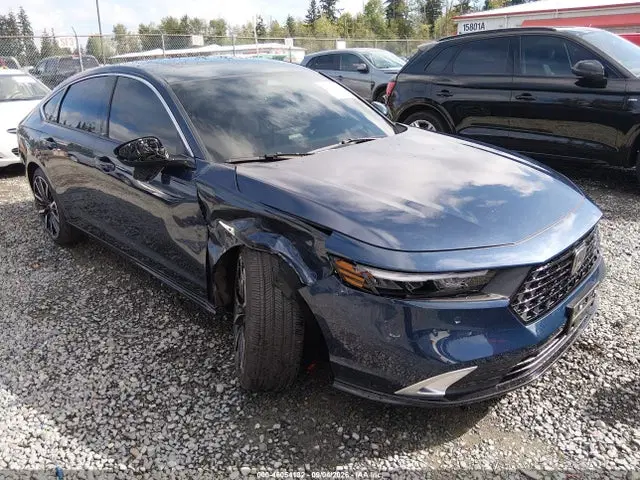 1HGCY2F83TA044377 — 2026 Honda Accord Hybrid Touring, Передняя часть справа (Right Front), фото до ремонта
