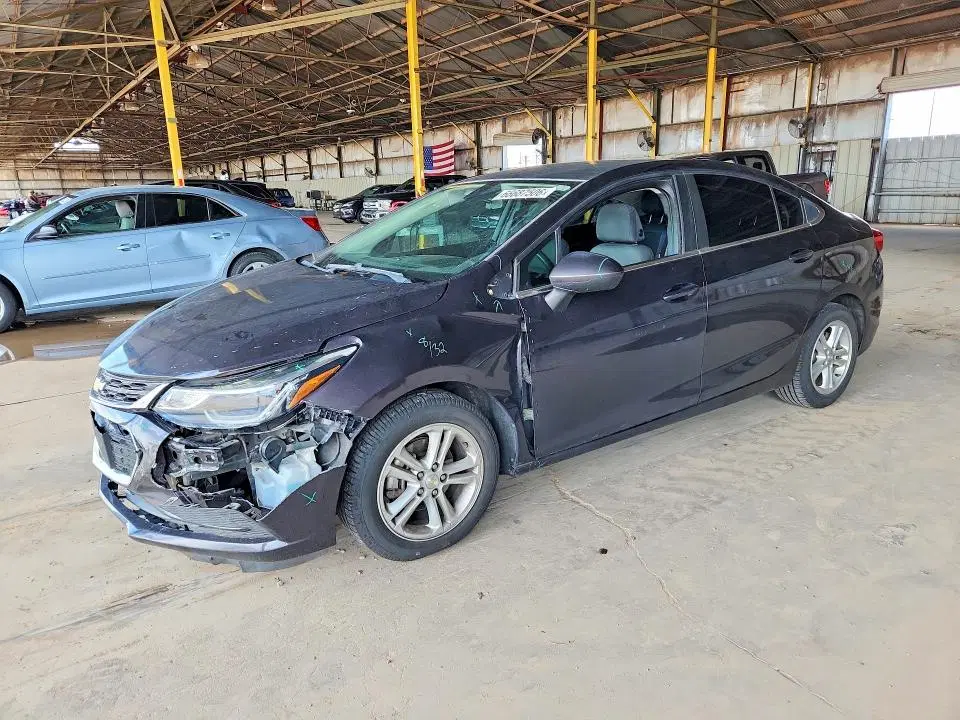 1G1BE5SM6H7260017 — 2017 Chevrolet Cruze, Передняя часть (Front End), фото до ремонта