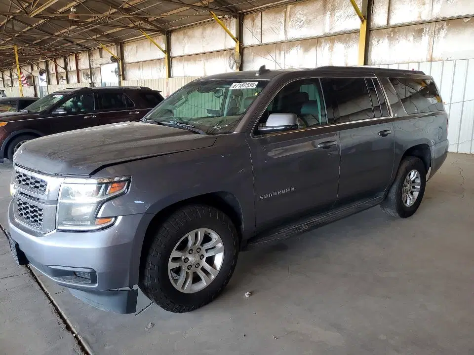 1GNSKHKCXKR401635 — 2019 Chevrolet Suburban, Механические повреждения, фото до ремонта