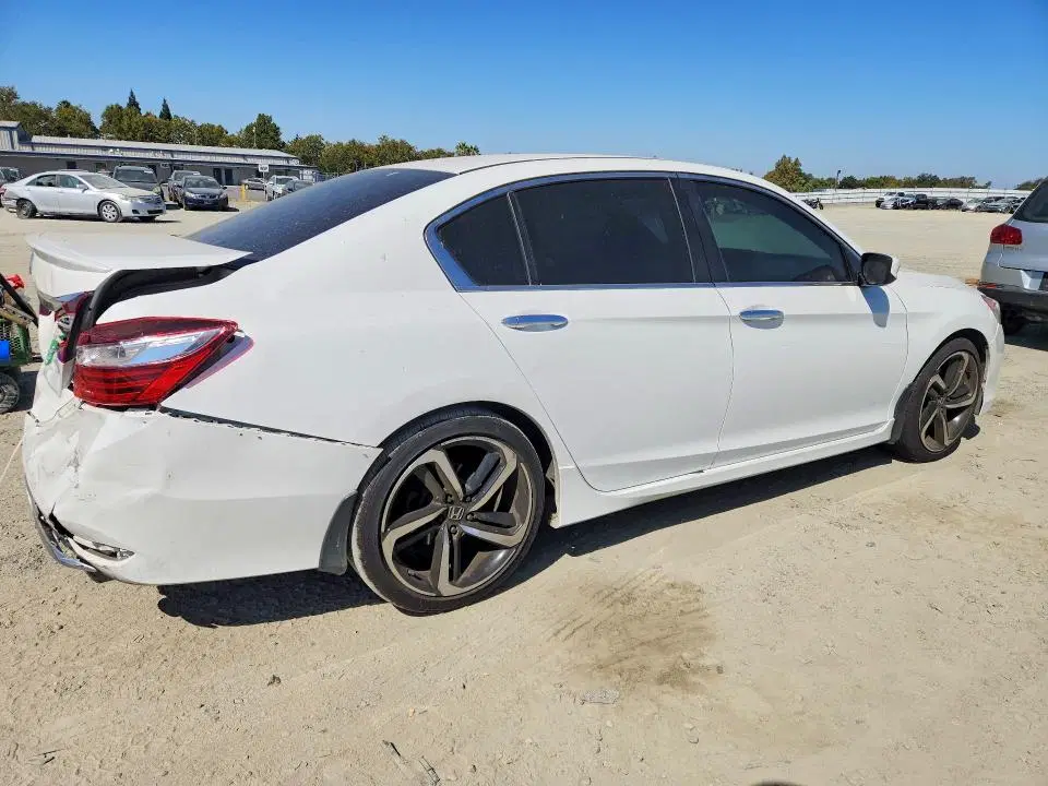 2016 Honda Accord VIN 1HGCR2F51GA188597 фото 3