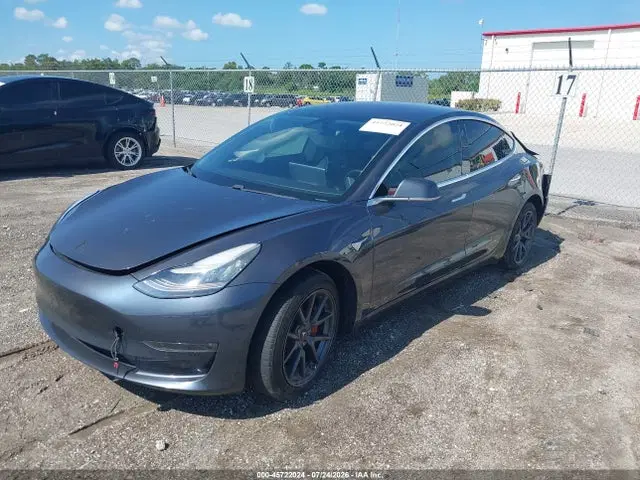 2018 Tesla Model 3 Long Range/mid Range VIN 5YJ3E1EAXJF014075 фото 2