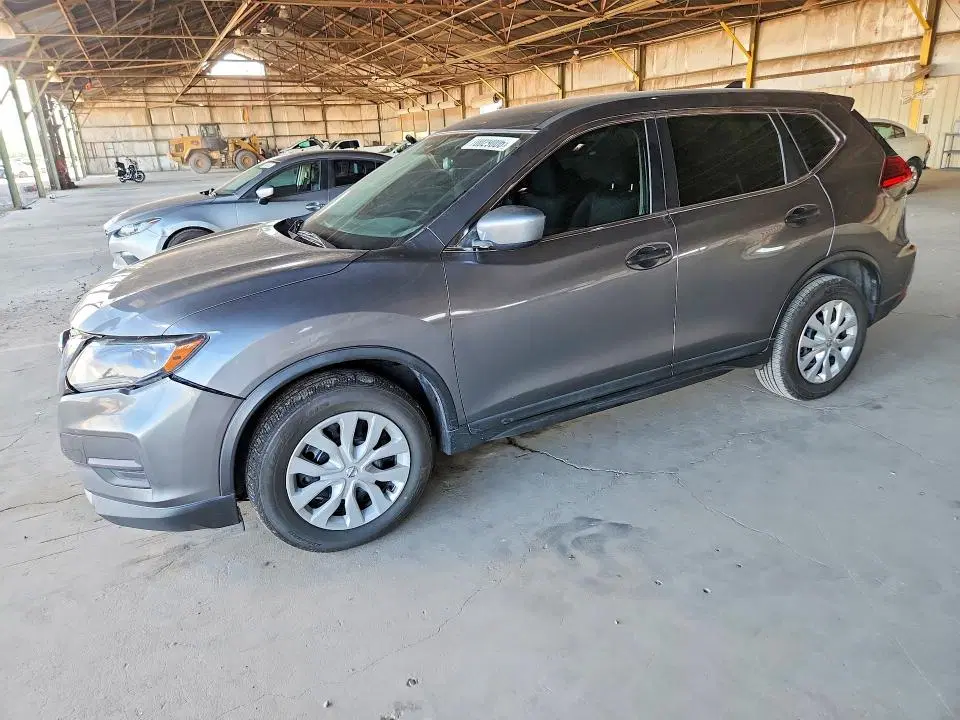 KNMAT2MV2HP531569 — 2017 Nissan Rogue, Передняя часть, фото до ремонта