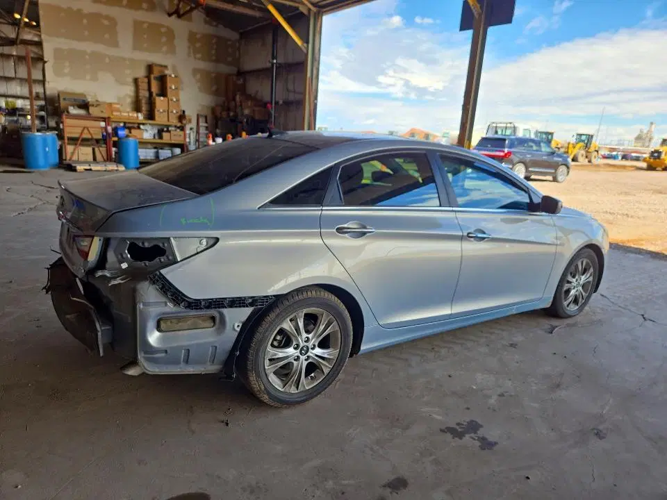 2013 HYUNDAI SONATA VIN 5NPEC4AC6DH630630 фото 3