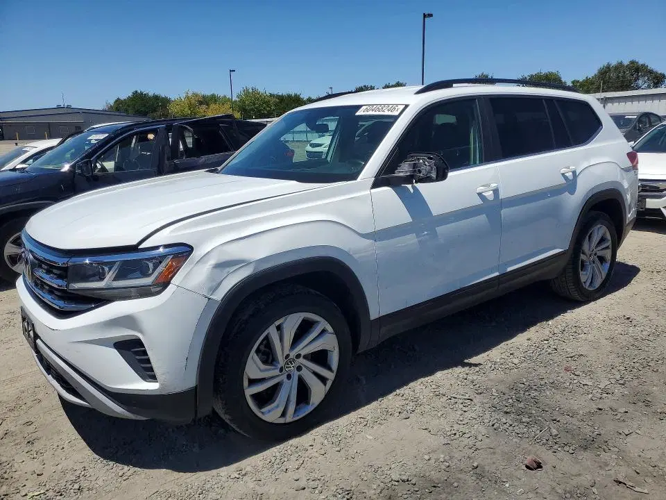 1V2WR2CA1MC568776 — 2021 Volkswagen Atlas, Передняя часть, фото до ремонта
