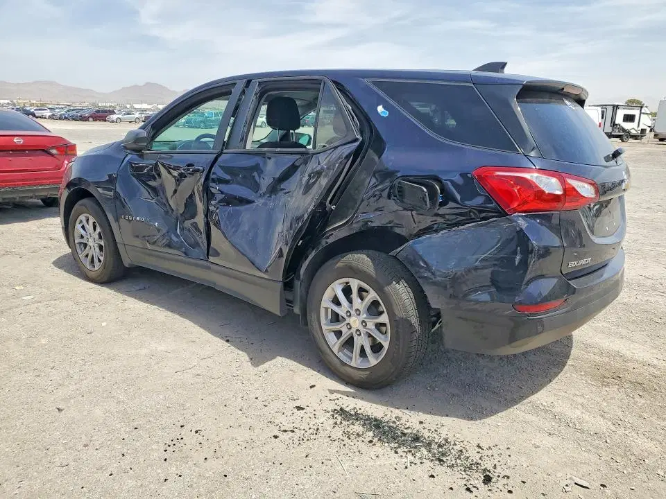 2020 Chevrolet Equinox VIN 3GNAXHEV6LS663905 фото 2