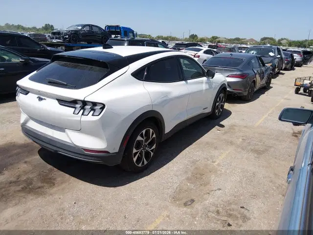 2024 Ford Mustang Mach-e Select VIN 3FMTK1SU3RMA38535 фото 4