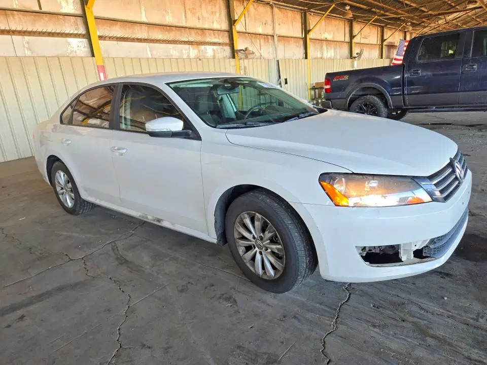 2013 VOLKSWAGEN PASSAT VIN 1VWAP7A37DC086488 фото 4