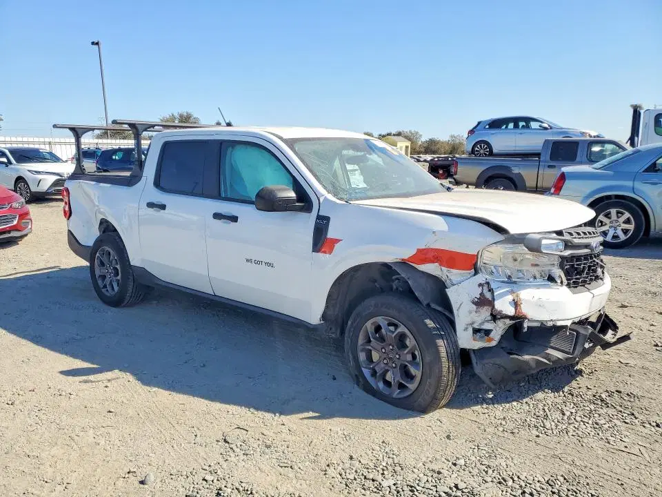 2023 Ford Maverick VIN 3FTTW8E38PRA47588 фото 4