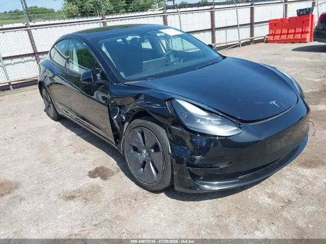 5YJ3E1EAXPF702246 — 2023 Tesla Model 3 Rear-Wheel Drive, Передняя часть справа (Right Front), фото до ремонта