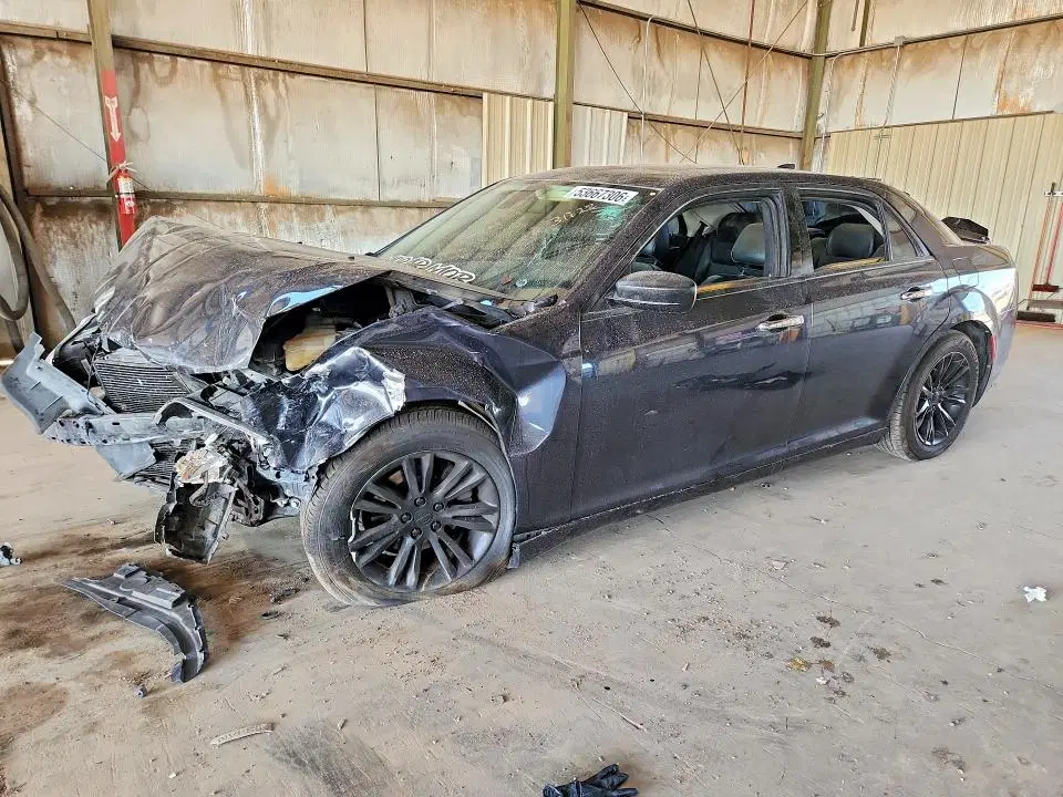 2C3CCAEGXGH248119 — 2016 Chrysler 300C, Передняя часть (Front End), фото до ремонта