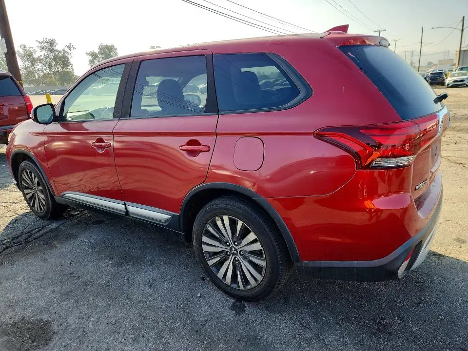 2019 Mitsubishi Outlander VIN JA4AZ3A39KZ021412 фото 2