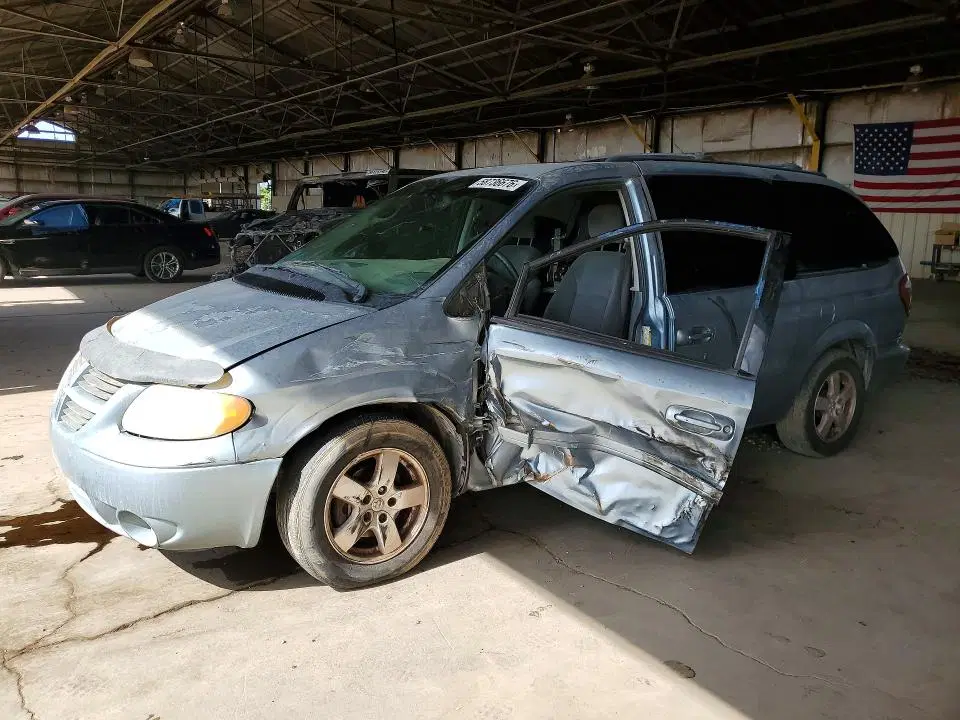 2D4GP44L95R244896 — 2005 Dodge Grand Caravan, SIDE, фото до ремонта