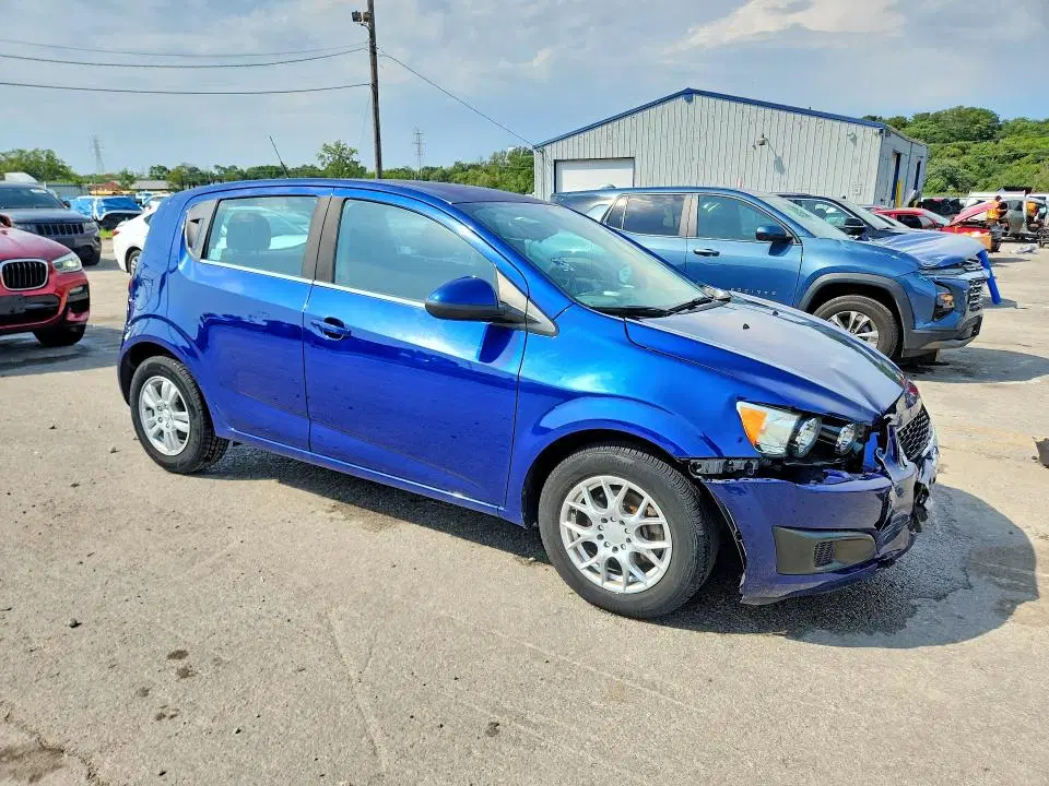 2014 CHEVROLET SONIC VIN 1G1JC6SH9E4220876 фото 4