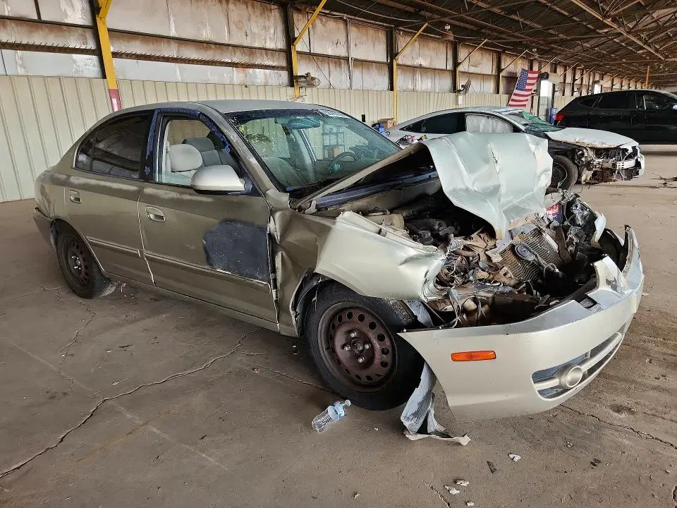 2005 HYUNDAI ELANTRA VIN KMHDN46D85U172387 фото 4