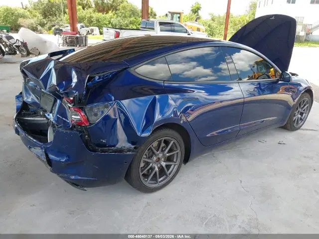 2021 Tesla Model 3 Long Range Dual Motor All-wheel Drive VIN 5YJ3E1EB8MF992927 фото 4