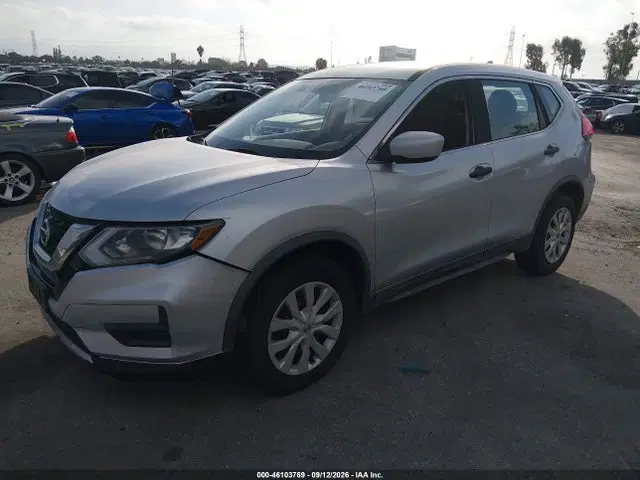 2017 Nissan ROGUE S VIN KNMAT2MT2HP554767 фото 2