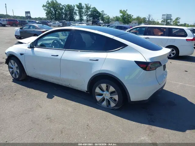 2023 Tesla Model Y Awd/long Range Dual Motor All-wheel Drive VIN 7SAYGDEE5PA060894 фото 3