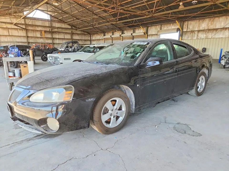 2G2WP552761310385 — 2006 Pontiac Grand Prix, FRONT END, фото до ремонта