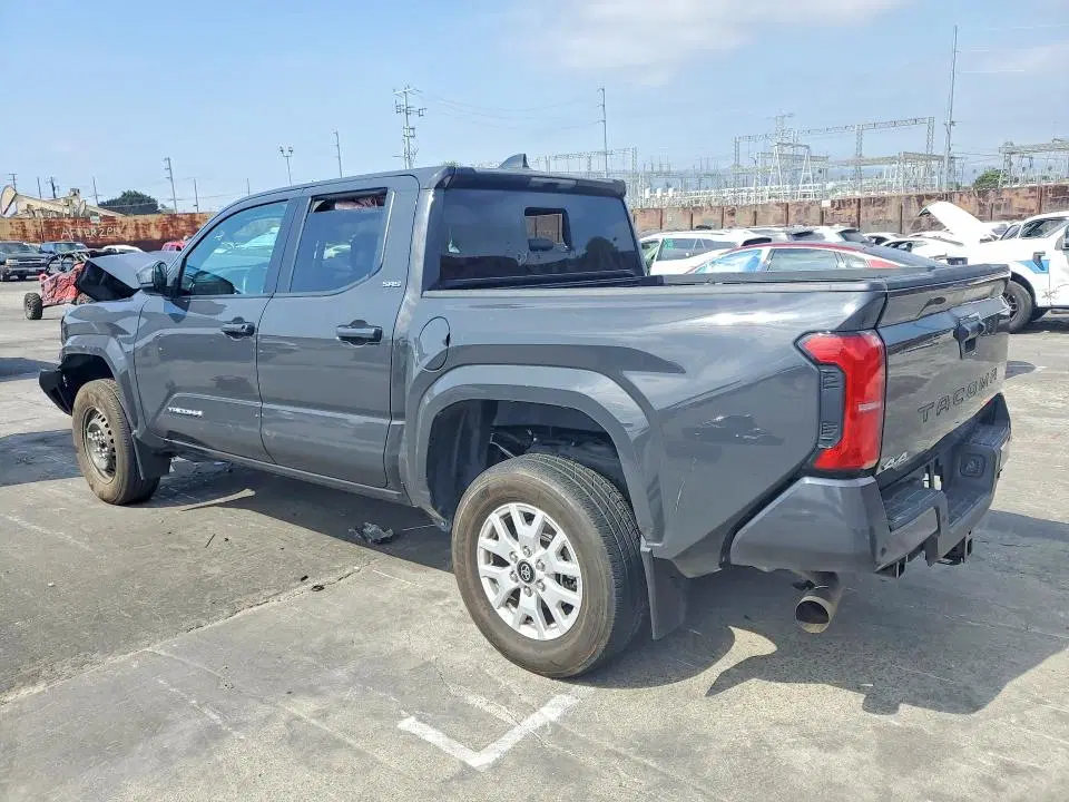 2024 Toyota Tacoma VIN 3TMLB5JN7RM026474 фото 2