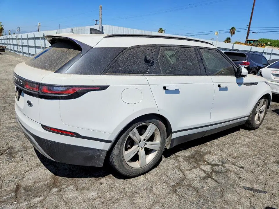 2018 Land Rover RANGE ROVER VELAR VIN SALYB2RV0JA751076 фото 3