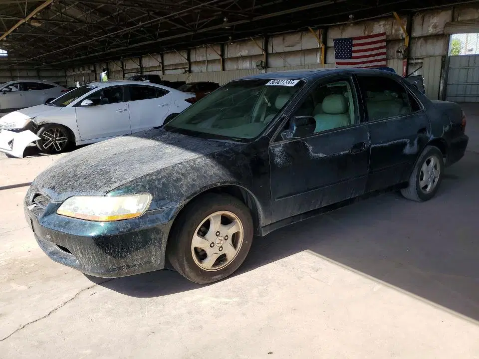 1HGCG5657XA044981 — 1999 Honda Accord, FRONT END, фото до ремонта